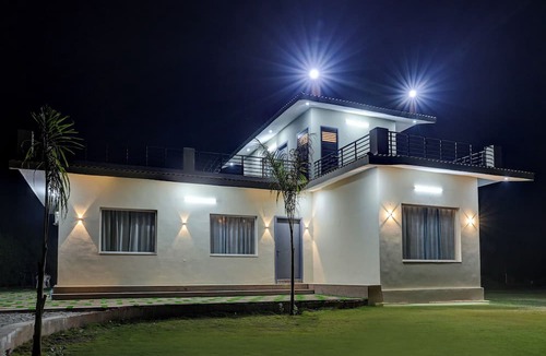 Faridabad Villa | Alaya Stays Lustra Farms With Pvt Pool