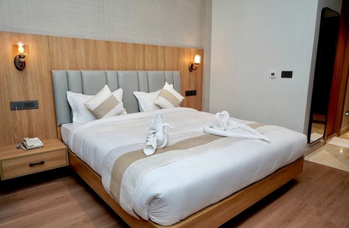 Ugapur Hotel | Hotel HBP Grand