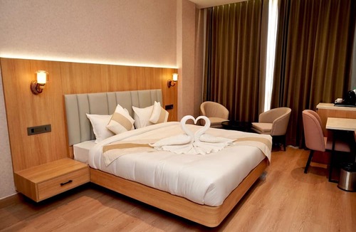 Ugapur Hotel | Hotel HBP Grand
