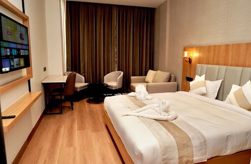 Ugapur Hotel | Hotel HBP Grand