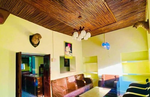 Tala Hotel | Maharaja Kothi Resort Bandhavgarh
