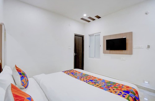 Sigra Hotel | Fabhotel Swastik Villa