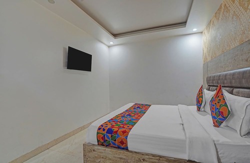 Mahipalpur Hotel | Fabhotel Broadway