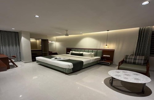 Dharwad Hotel | M R SUITES