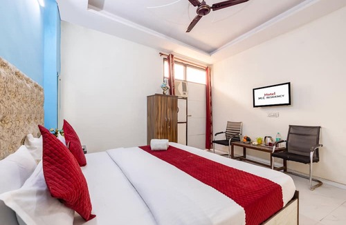 Shalimar Bagh Hotel | Hotel M.C Residence