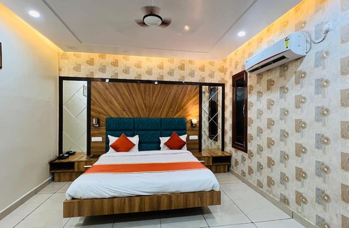 Kasganj Hotel | Hotel Robinson Kasganj