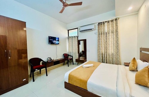 Sigra Hotel | Hotel Veda Vatica