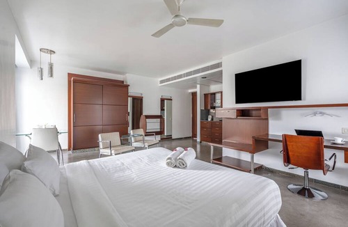 Shanthala Nagar Hotel | The Pentouz Lavelle Road