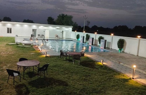 Varanasi Hotel | Anandam Hotel