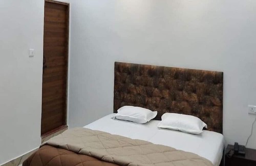 Jaunpur Hotel | Hotel Indra Jaunpur