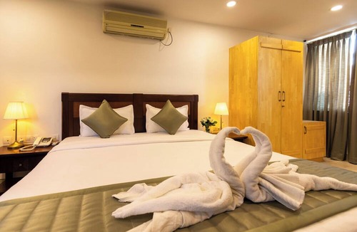 Domlur Hotel | Apollo Greens