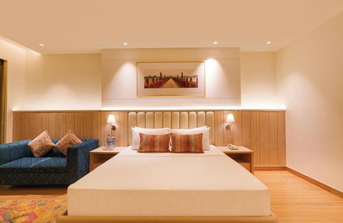 Motihari Hotel | Lemon Tree Hotel Motihari