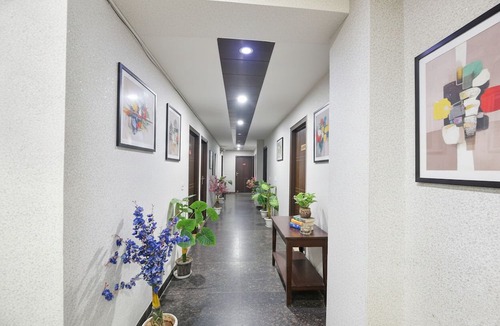 Saket Hotel | Fabhotel Happy Residency