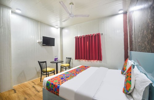 Greater Kailash Hotel | Via Red Apple Greater Kailash