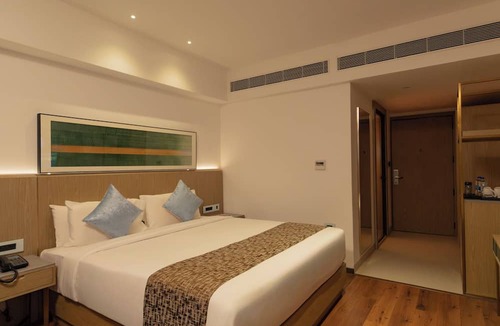 Kakkanad Hotel | Coral Reef