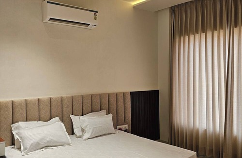 Hisar Hotel | Hotel Sharanga