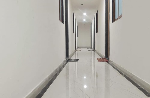 Haraiya Hotel | Hotel Tirth Heritage RamMandir Ayodhya