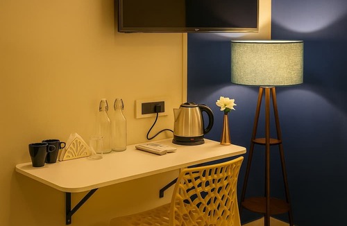 Lakshminarayana Pura Hostel | De Royale Hostelife