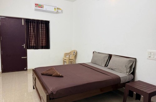Namakkal Hotel | Kavitha Stay Inn