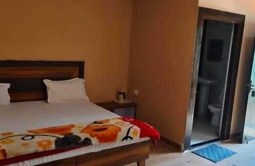 Karwi Hotel | Shree Ram Swaroop vatika