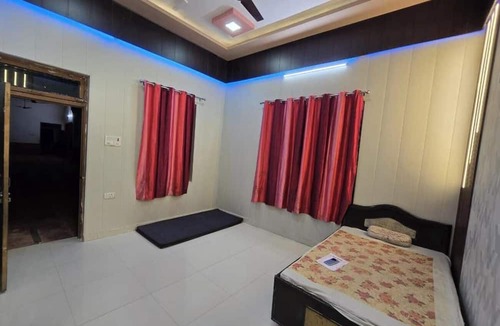 Shikohabad Hotel | Bharat Resort Budrai
