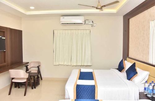 Rameshwaram Hotel | EPR Residency
