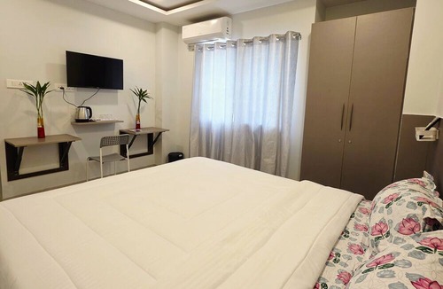 Kadubeesanahalli Hotel | Zivo Inn