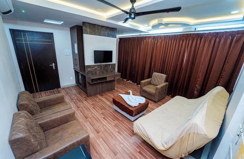 Miyapur Hotel | Ravila Grand Hotel