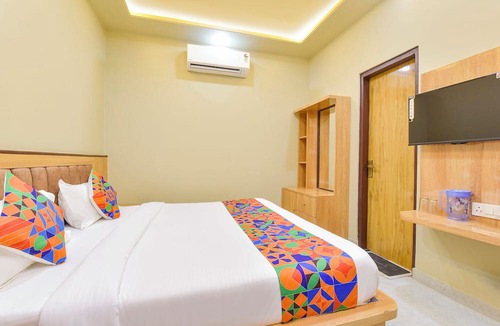 Amer Fort Road Hotel | FabHotel The Fort - Near Amber Palace