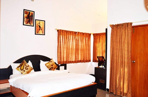 Hubli Hotel | Cotton County Club and Resort