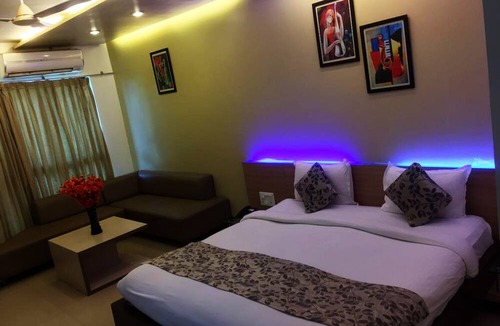 Hubli Hotel | Cotton County Club and Resort