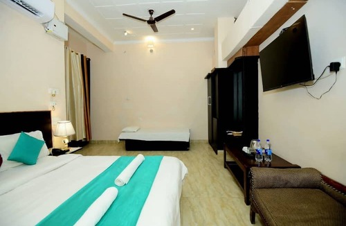 Chitrakoot Hotel | Hotel Maa Parvati Residency - Chitrakoot