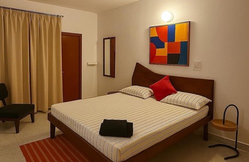Domlur Apartment | 2BHK Cozy stay Indranagar