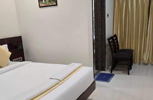 Vijayapura Hotel | Hotel Itagi Square
