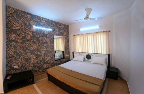 Krishna Karanai Hotel | Coral shine