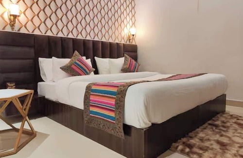 Varanasi Hotel | Hotel Kashi Cottage Varanasi