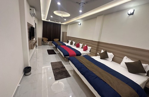 Vrindavan Hotel | Hotel Vrinda Shridhar