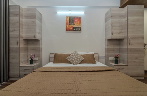 Udyog Vihar Hotel | Stay Studio Hotel & Residences
