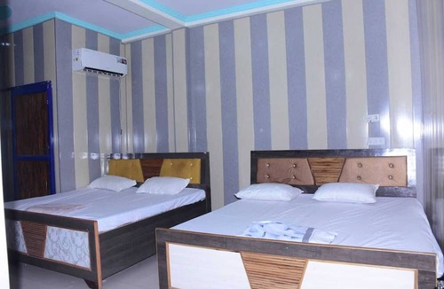 Misrikh House | Shivdham Guest House