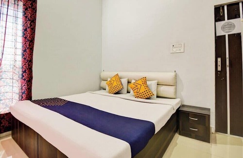 Khajuraho Hotel | Temple View Palace Hotel and Garden