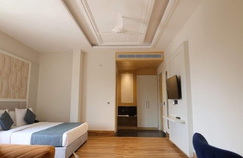 Bareilly Hotel | Prakash Continental