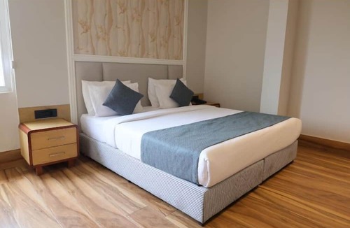 Bareilly Hotel | Prakash Continental