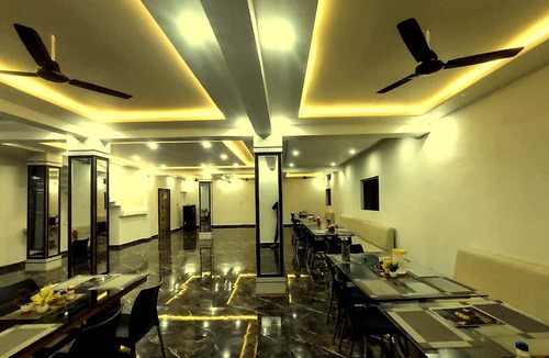 Jabalpur Hotel | SHREE SIDDHI VINAYAK HOTEL & RESTAURANT