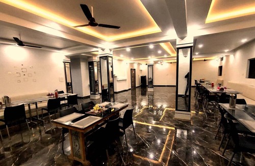 Jabalpur Hotel | SHREE SIDDHI VINAYAK HOTEL & RESTAURANT