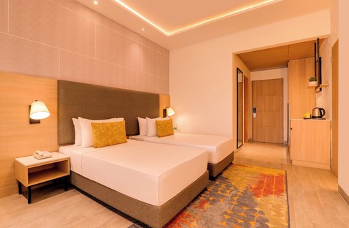 Islamnagar Hotel | Lemon Tree Hotel Chandausi