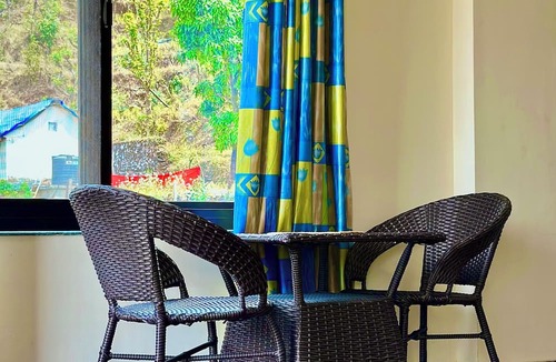 Sirala Bed & Breakfast | Kailasham Homestay