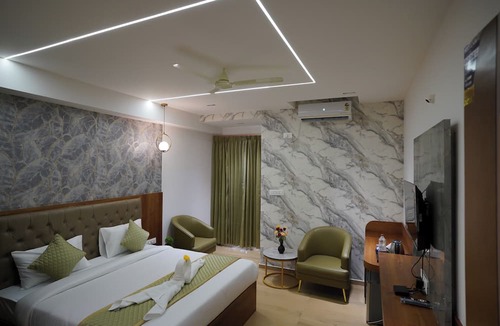 Brookefield Hotel | VISTHARA a unit of Suraksha Stay