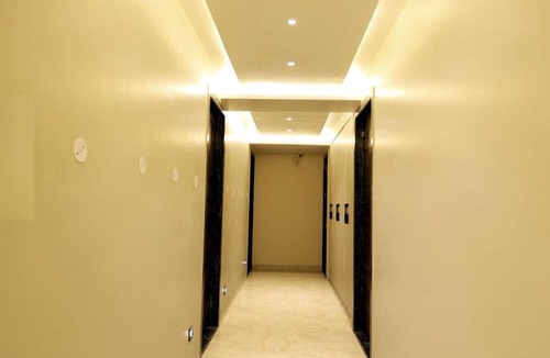 Kanpur Hotel | Hotel RGS Crystal