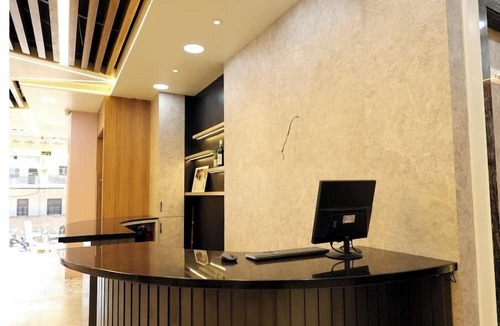 Kanpur Hotel | Hotel RGS Crystal