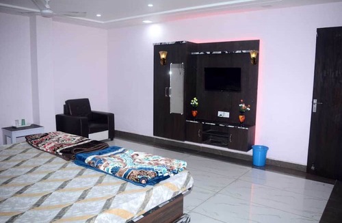 Chitrakoot Hotel | SHRADDHA SHIVAM RESIDENCY